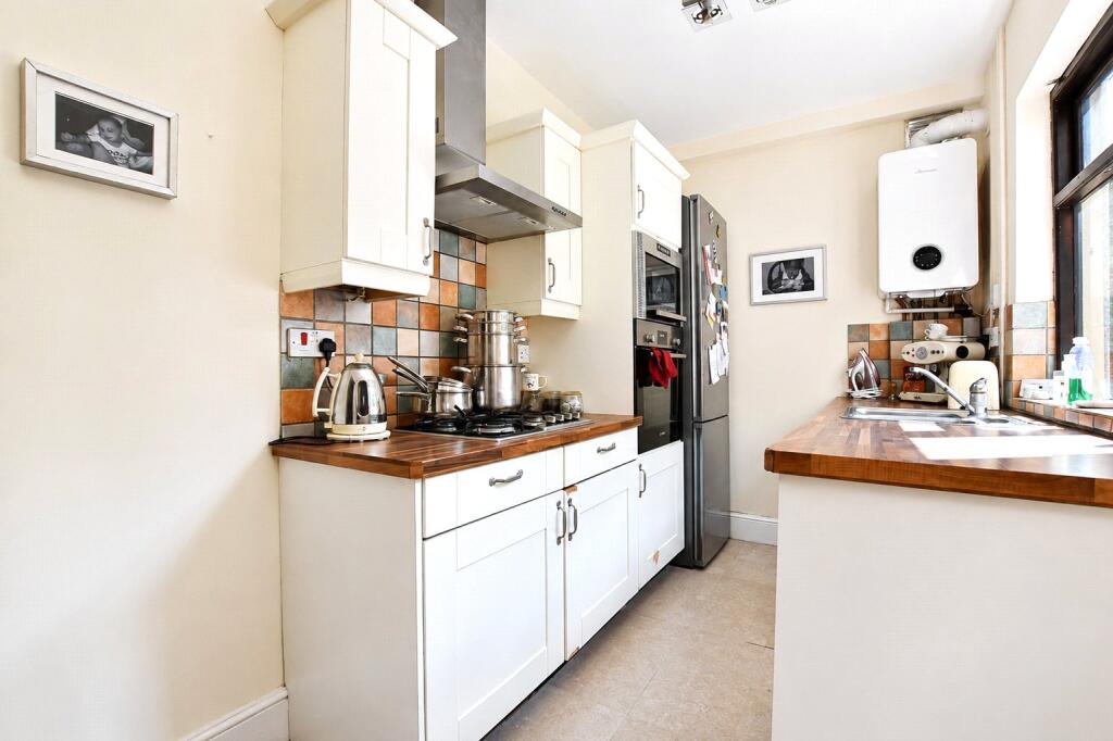 House in Northampton - View 4