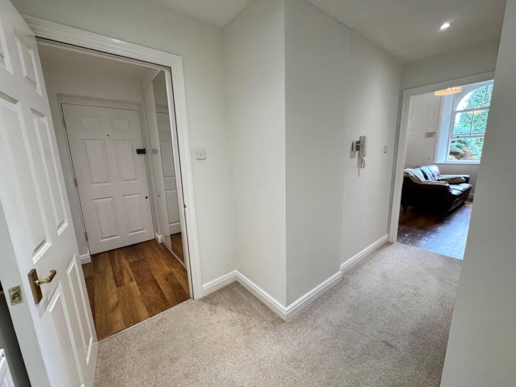Apartment in Stockport - View 4