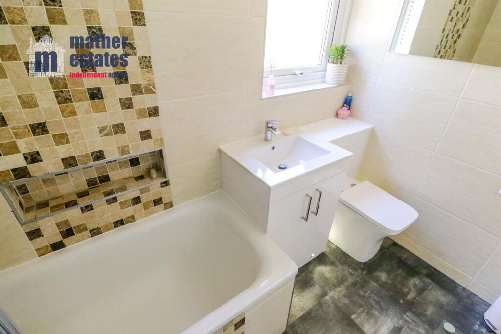 Additional image 30 of Lark Rise, Birds & Trees Area, Hatfield