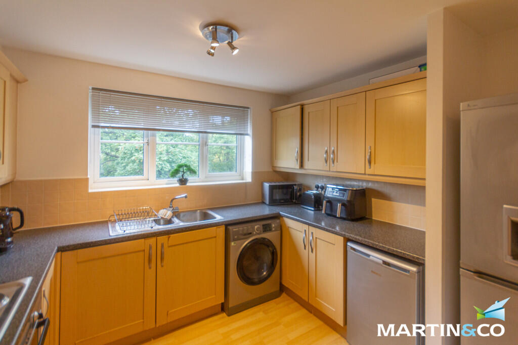Darbys Way, Tipton, DY4  photo 3