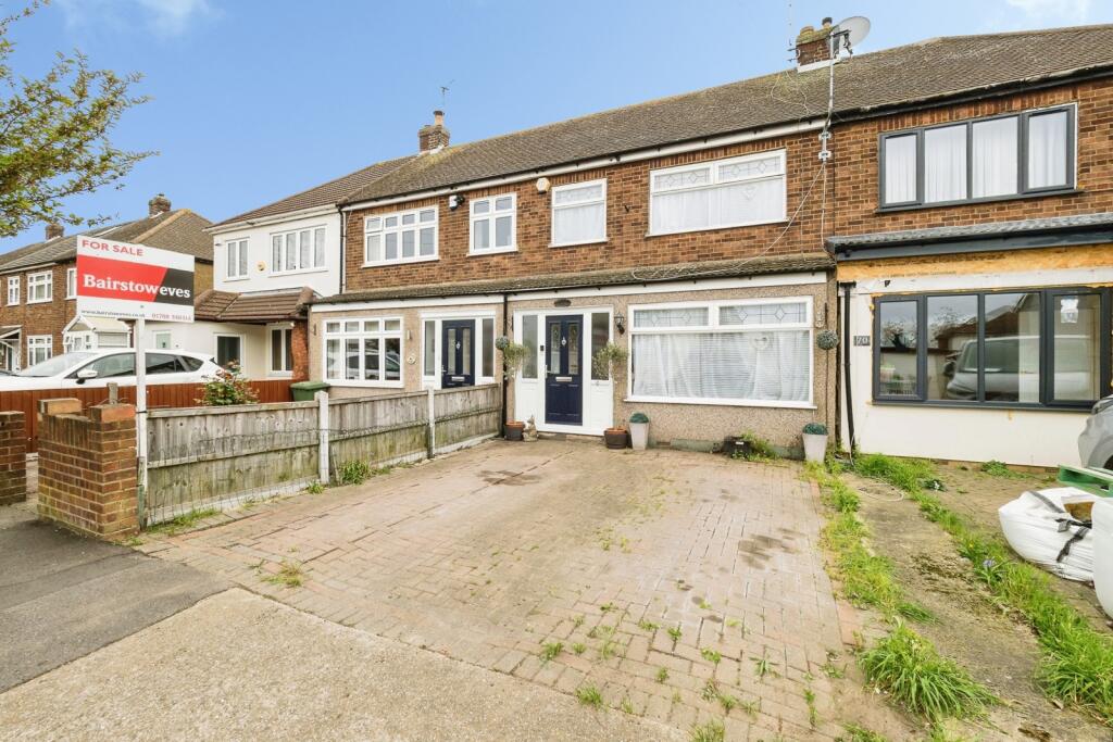 Main image of property: Harlow Road, RAINHAM, Essex, RM13