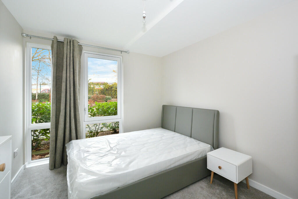 Apartment in London - View 5