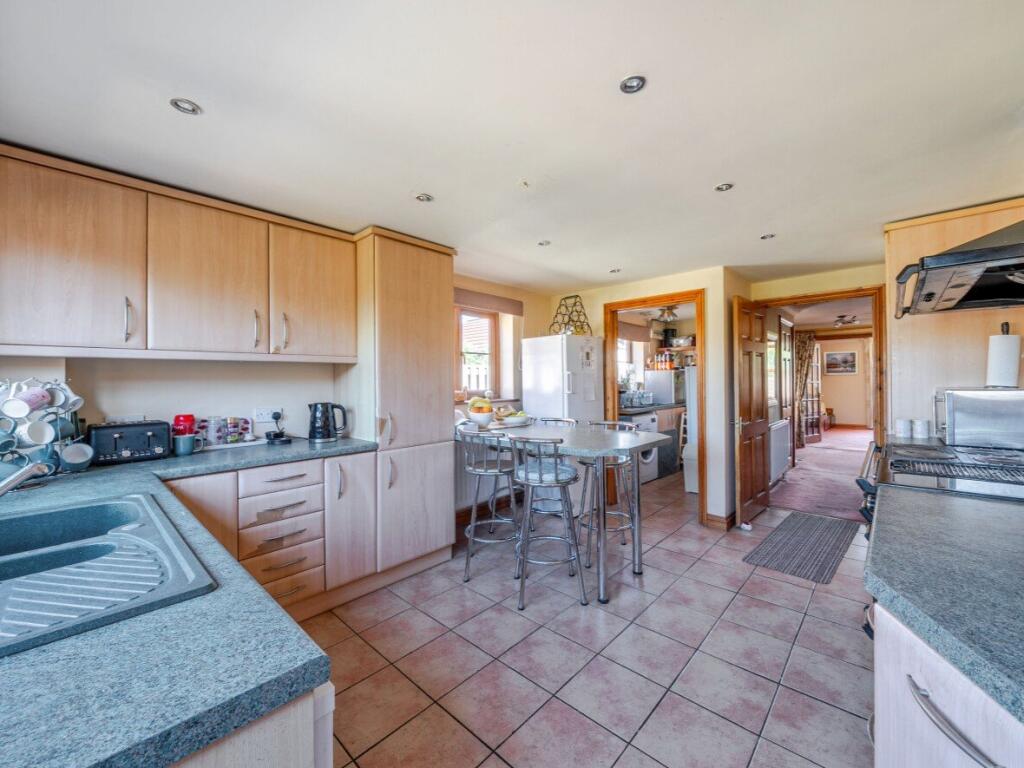 House in Meare - View 3