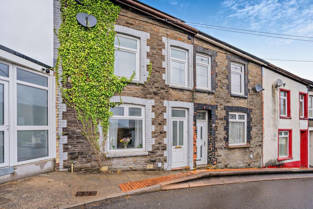 Main image of property:  Aberdare, CF44