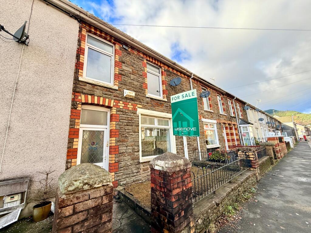 3-bed terraced on Victoria Street, Pontycymer, Bridgend, £129,950