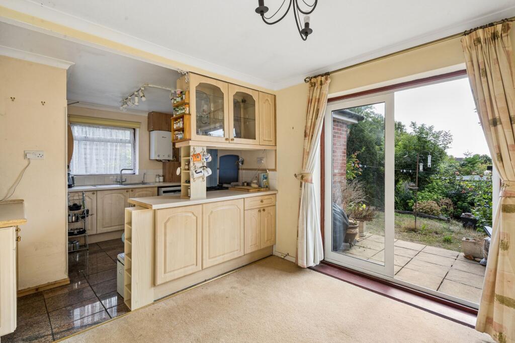 House in Tylers Green, Totteridge - View 5