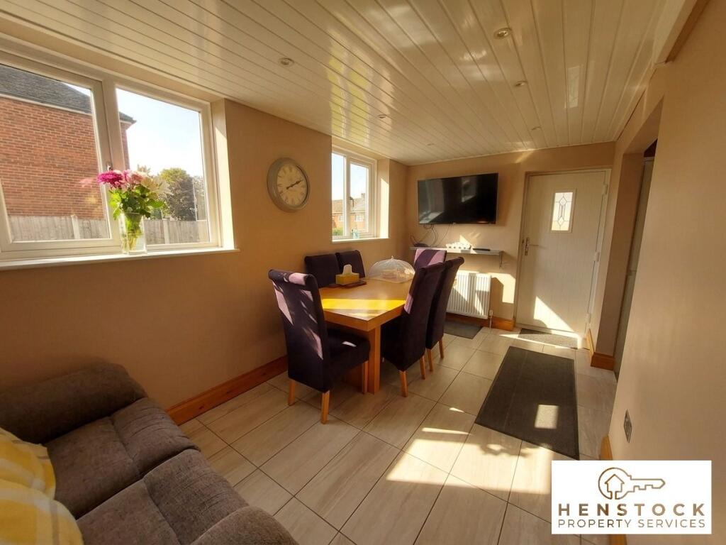 House in Rochdale, Greater Manchester - View 5