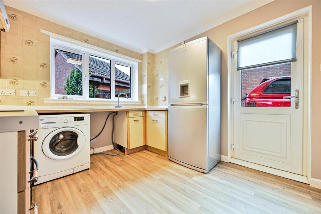 House in Motherwell - More
