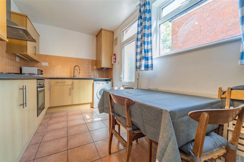 House in Birmingham - More