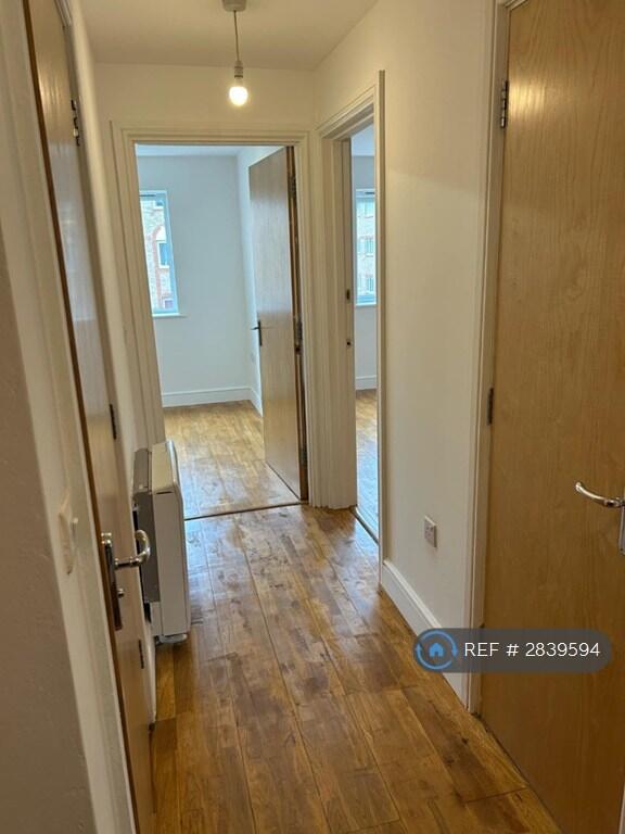 Main image of property: Culpepper Close, London, N18