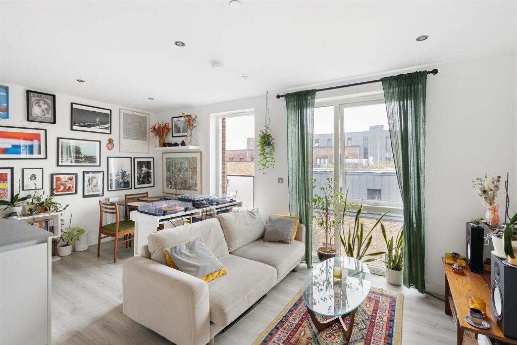 Main image of property: Cobden Walk, London