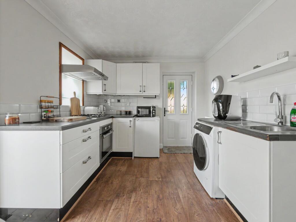 House in Southend-on-Sea - View 3