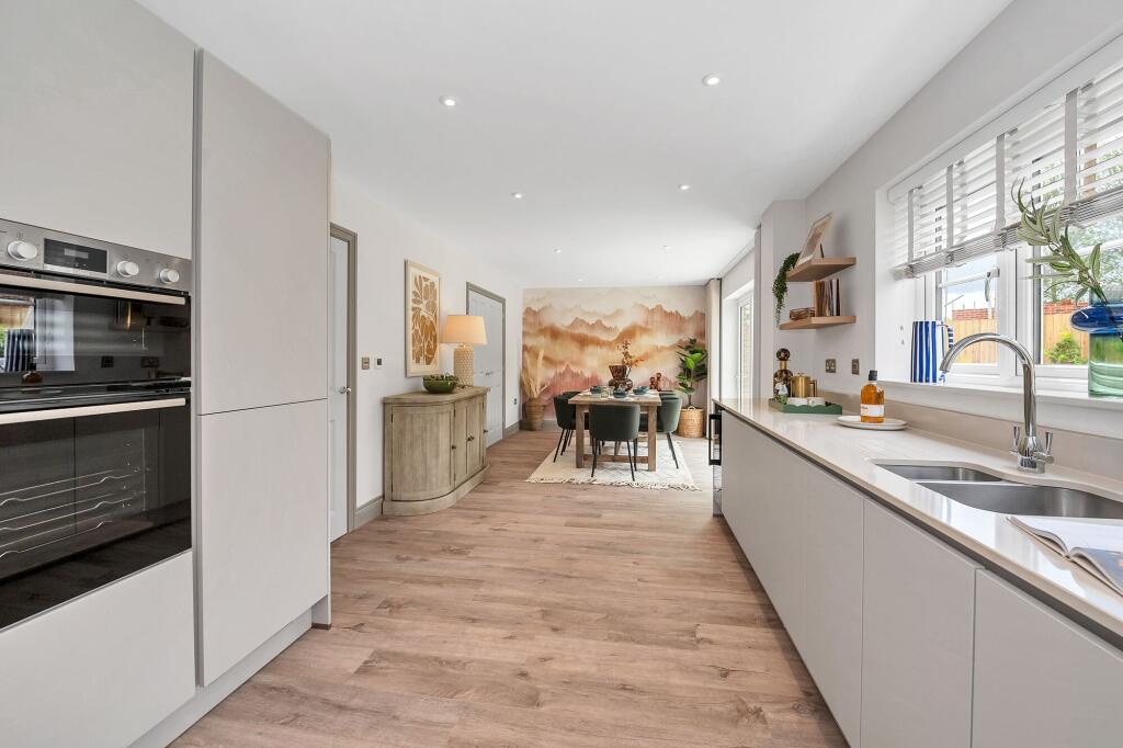House in Ipswich - View 4