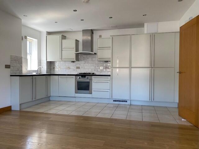 Apartment in Liverpool - View 4