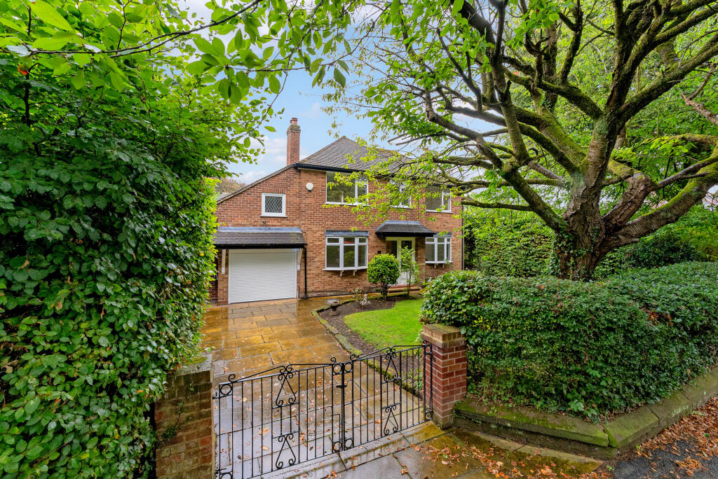 4-bed detached on Hill Top Road, Grappenhall, £750,000