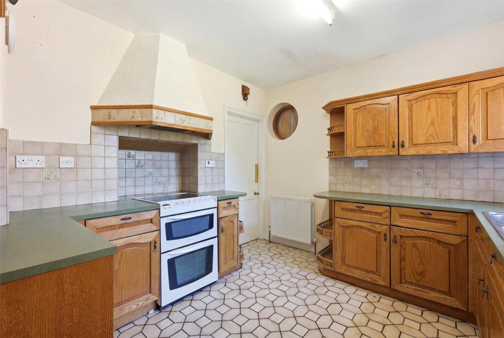House in Stevenage - View 2