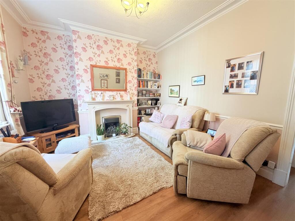 House in Tameside, Hurst - View 4