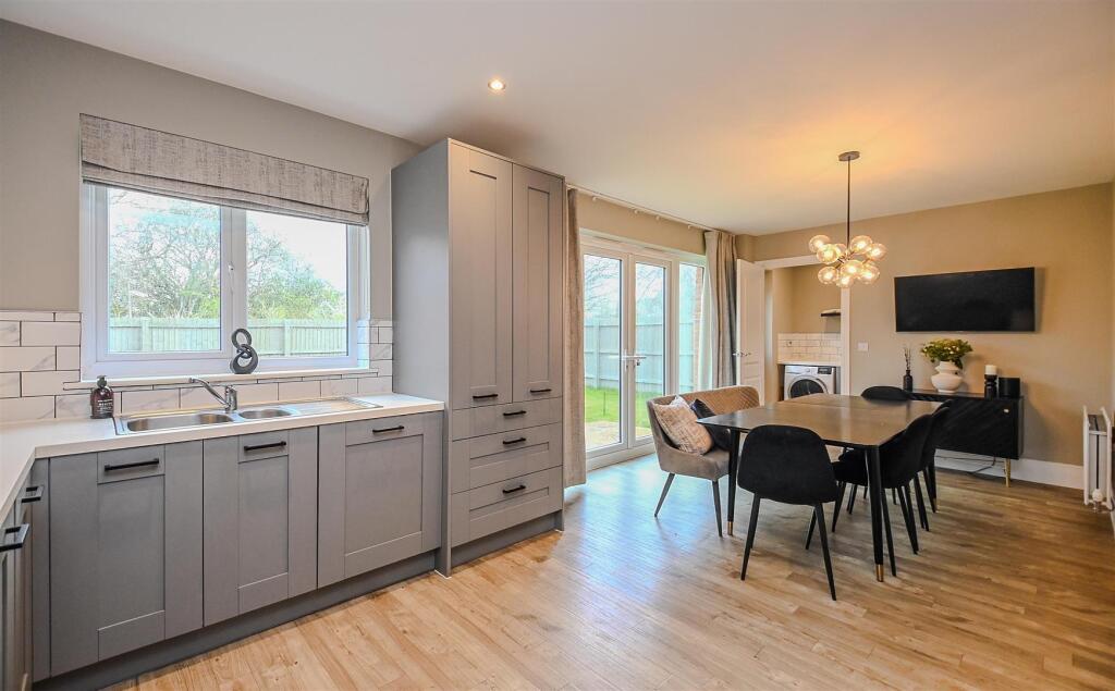 Lionheart Lane, Stretton, DE13 photo 2