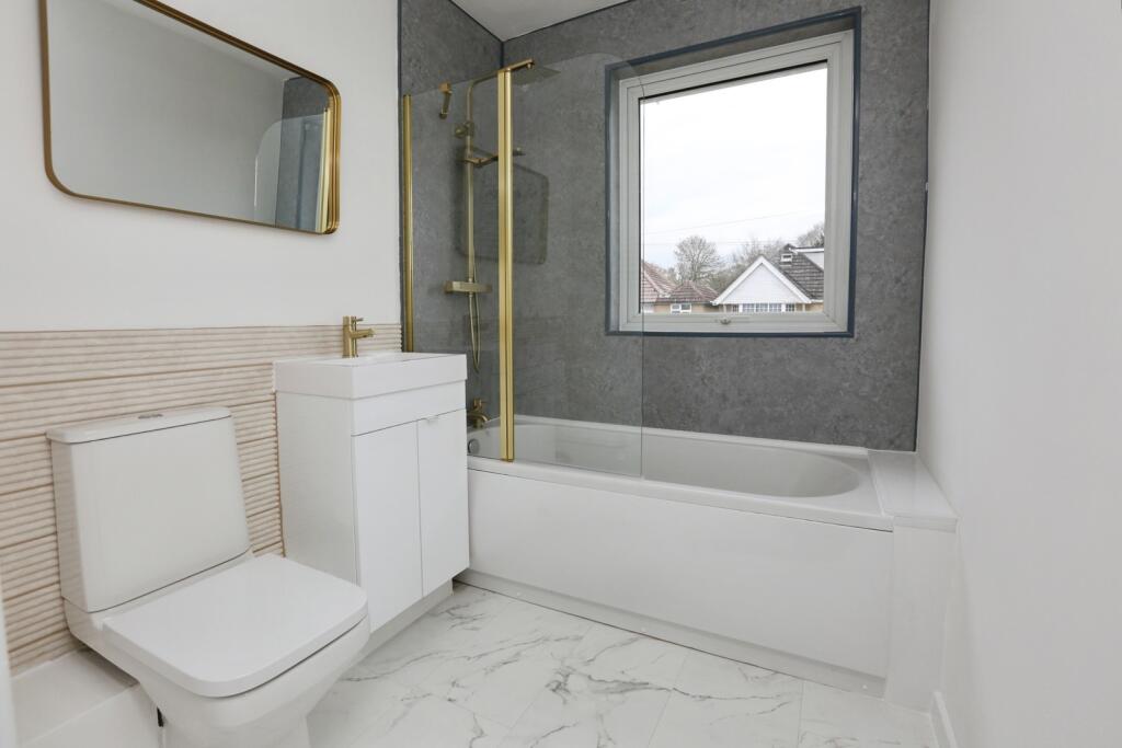 House in Southampton, Waterside Park, Woolston - View 4