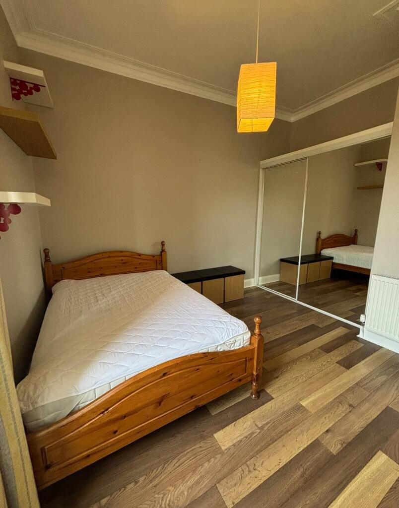 Apartment in Edinburgh - More