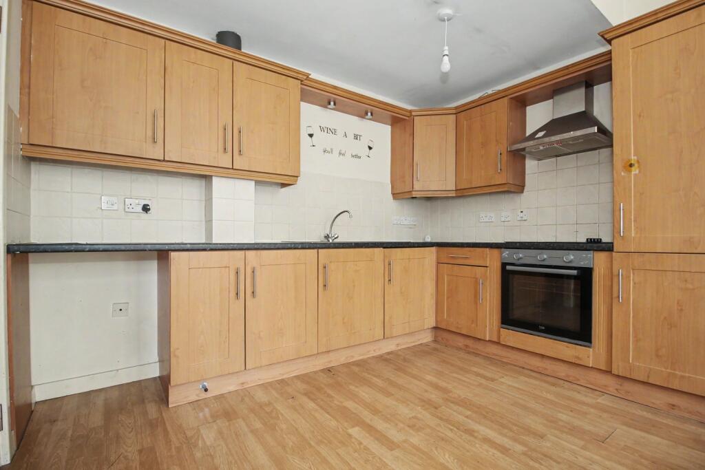 Apartment in Bradford - More