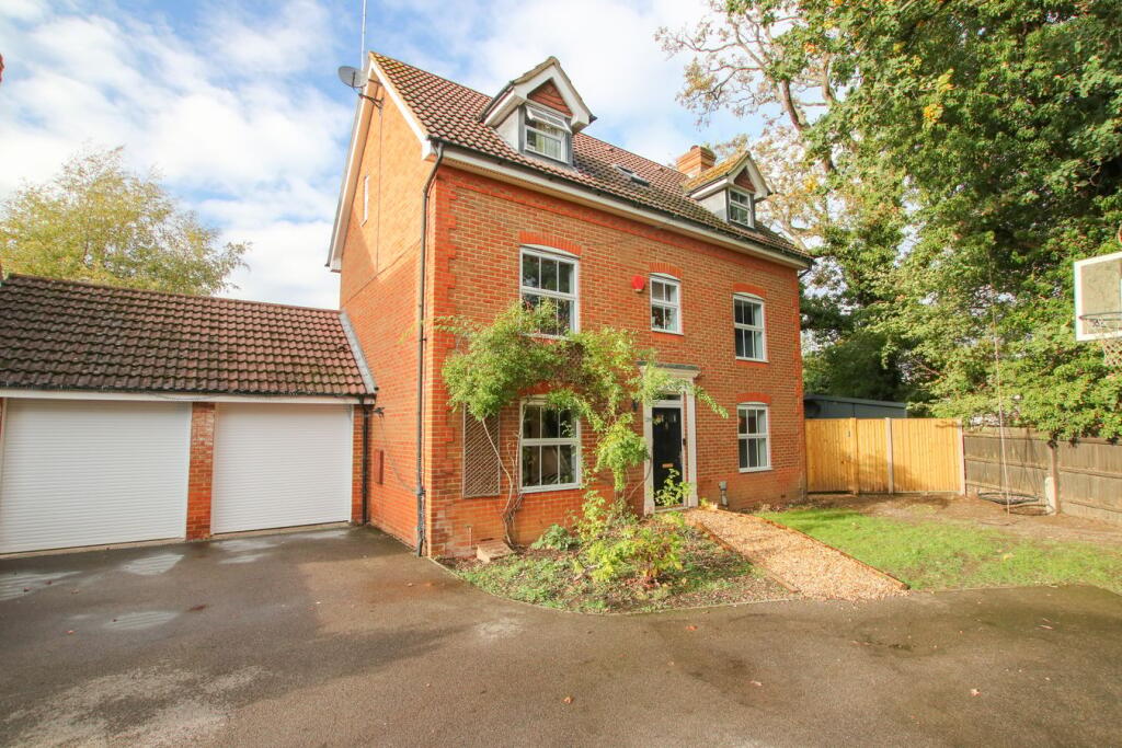 Main image of property: Bushell Way, Arborfield, RG2
