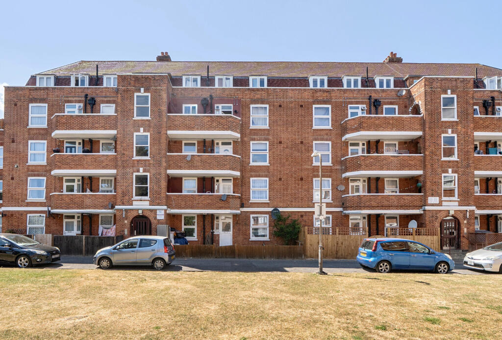 Main image of property: Hatfeild Mead, Morden, SM4