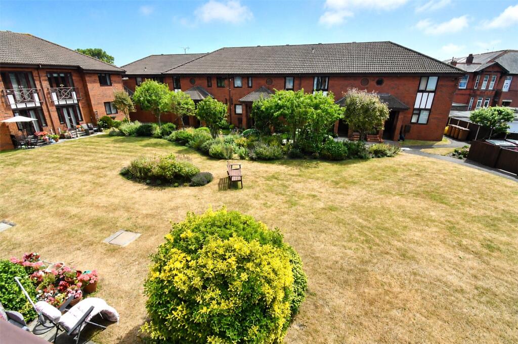 Apartment in Wallasey, Liscard - View 4