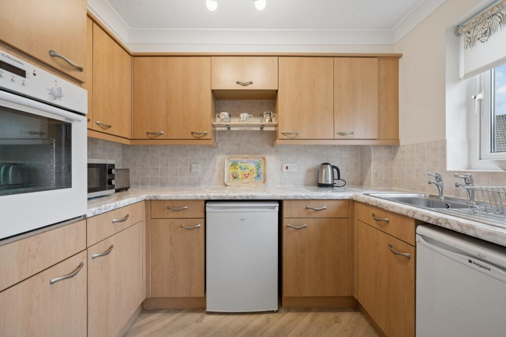 Apartment in Warrington, Culcheth and Glazebury - More