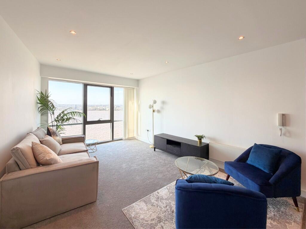 Main image of property: Apartment 83, Alexandra Tower, Princes Parade, Liverpool, Merseyside, L3