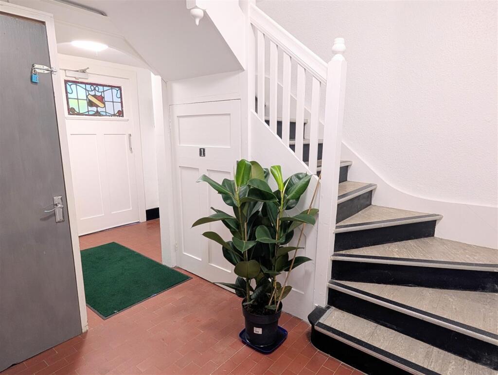 Flat 5, Pine Studio, Madeira Walk, Church Stretton, SY6 6JQ photo 4