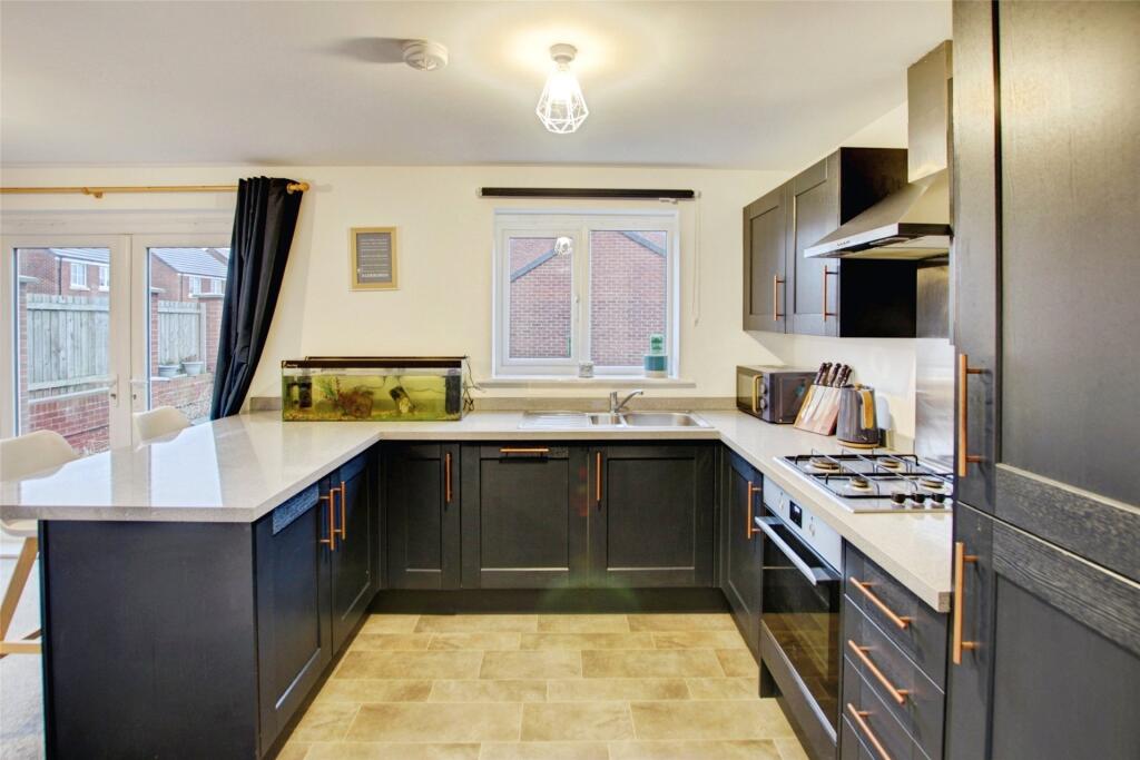 Parkinson Crescent, Sherburn Village, Durham, DH6 photo 3