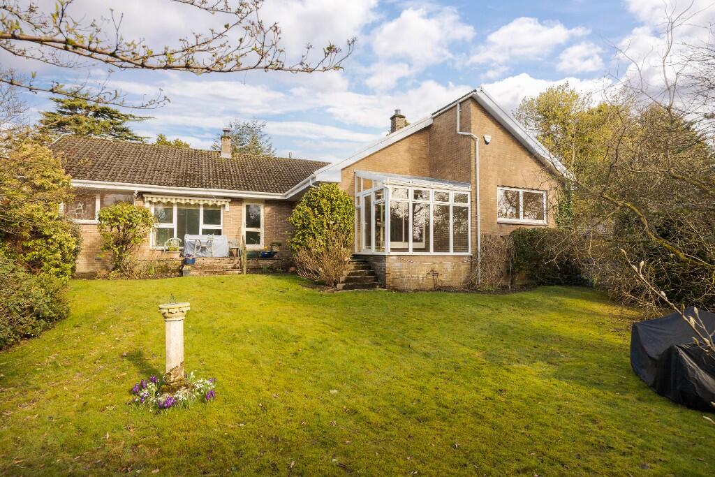 Main image of property: Conic Cottage, 4A Millig Street, Helensburgh, Argyll And Bute, G84