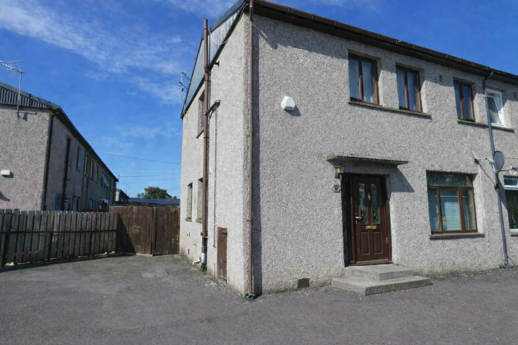 House in Aberdeen, Heathryfold, Northfield - View 2
