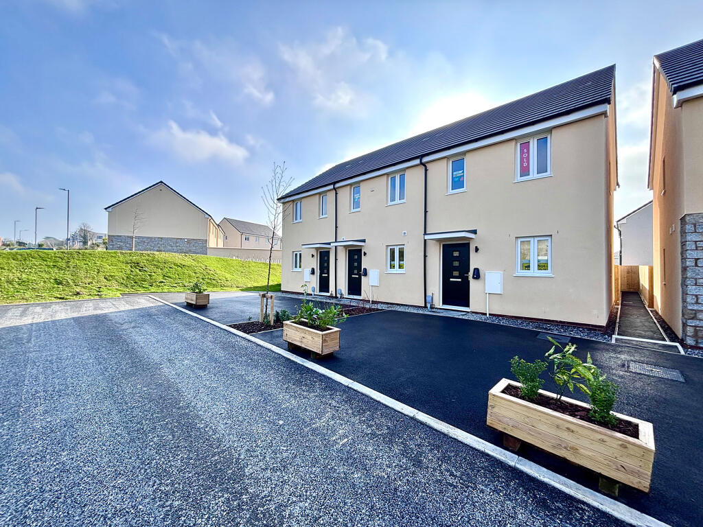 Main image of property: Kerdhva Treweythek,
Newquay,
TR8 4GA
