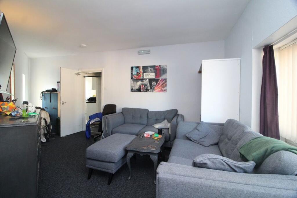 Main image of property: Heavygate Road, S10 1PE