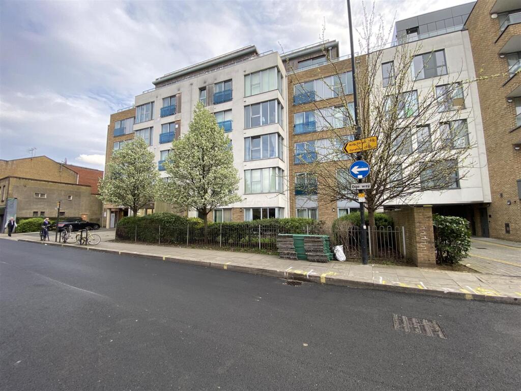 Main image of property: Glenthorne Road, Hammersmith, W6
