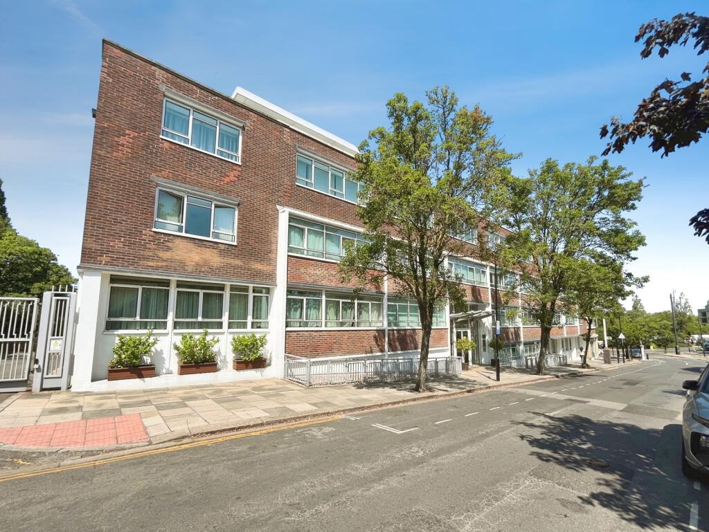 Main image of property: Heathcroft, Ealing, W5