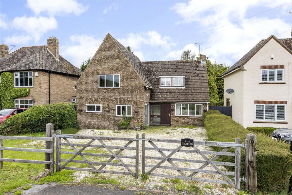 Main image of property: Leamington Road, Broadway, Worcestershire, WR12