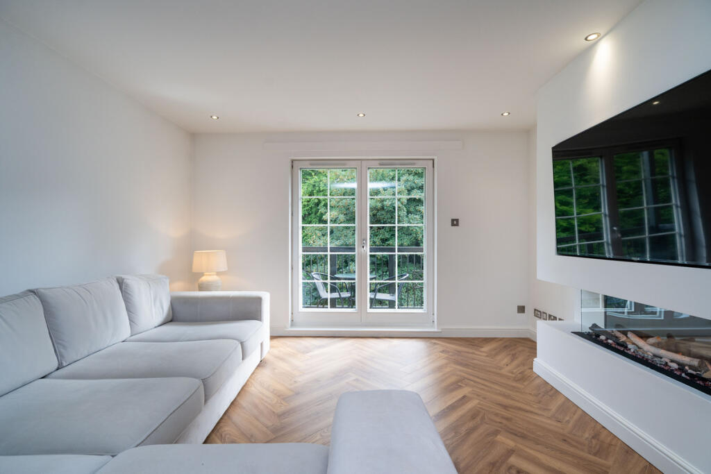 Apartment in Edinburgh - View 5
