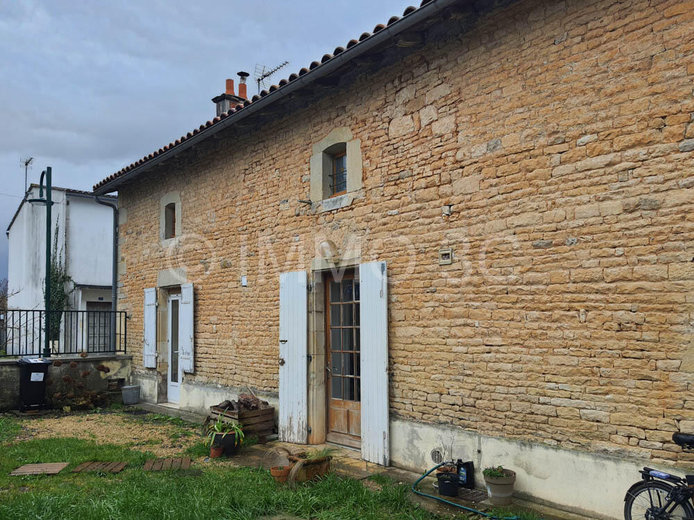 Main image of property: Poitou-Charentes, Vienne, Chaunay