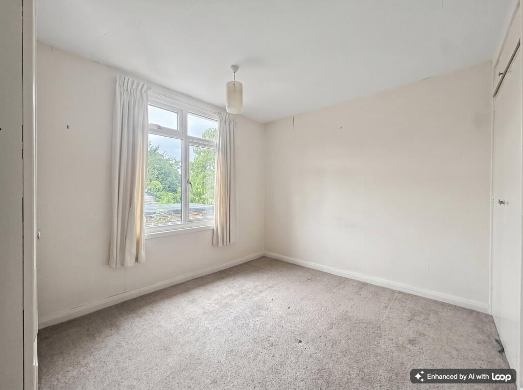 House in Tonbridge - More