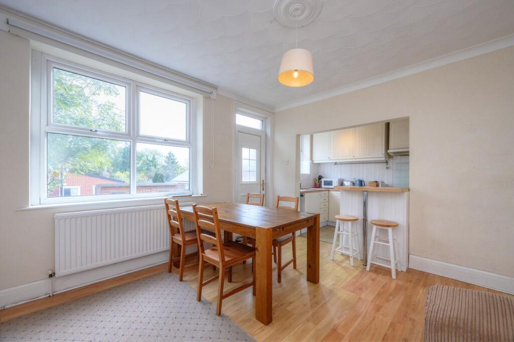 House in Barnsley, Royston - View 5