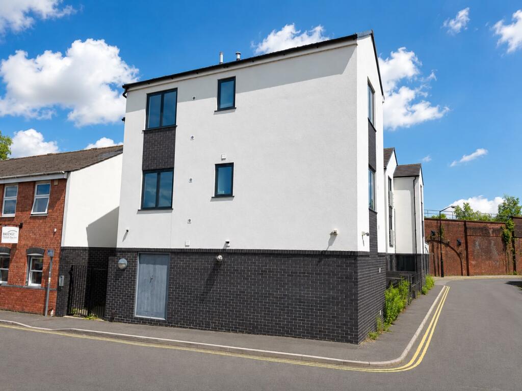 Main image of property: Court Street, Leamington Spa