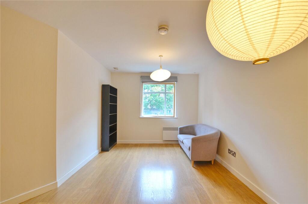 Apartment in Bristol, City of Bristol - View 4