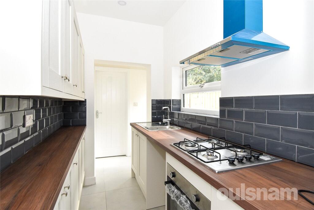 House in Birmingham, West Midlands - More