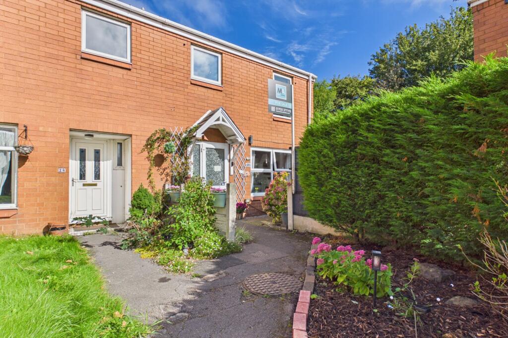 Main image of property: Reaper Close, Great Sankey, WA5