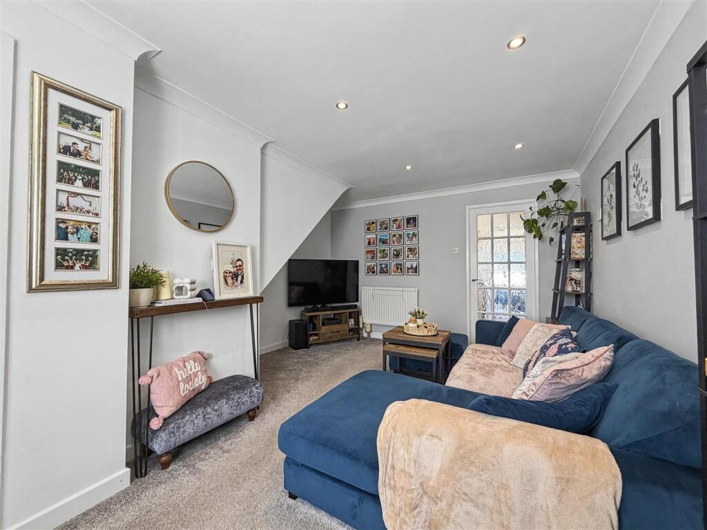 Russet Way, Peasedown St. John - More