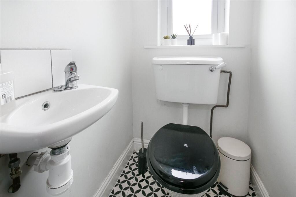 Additional image 24 of Fernbank Drive, Baildon, Shipley, West Yorkshire, BD17