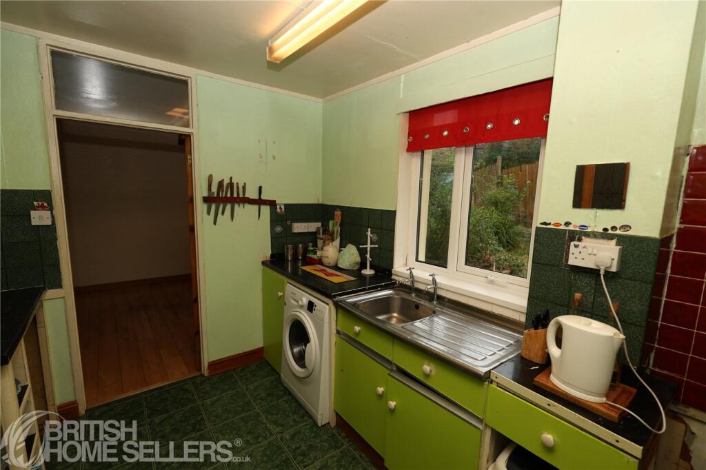 House in Cardiff, Caerau - View 2